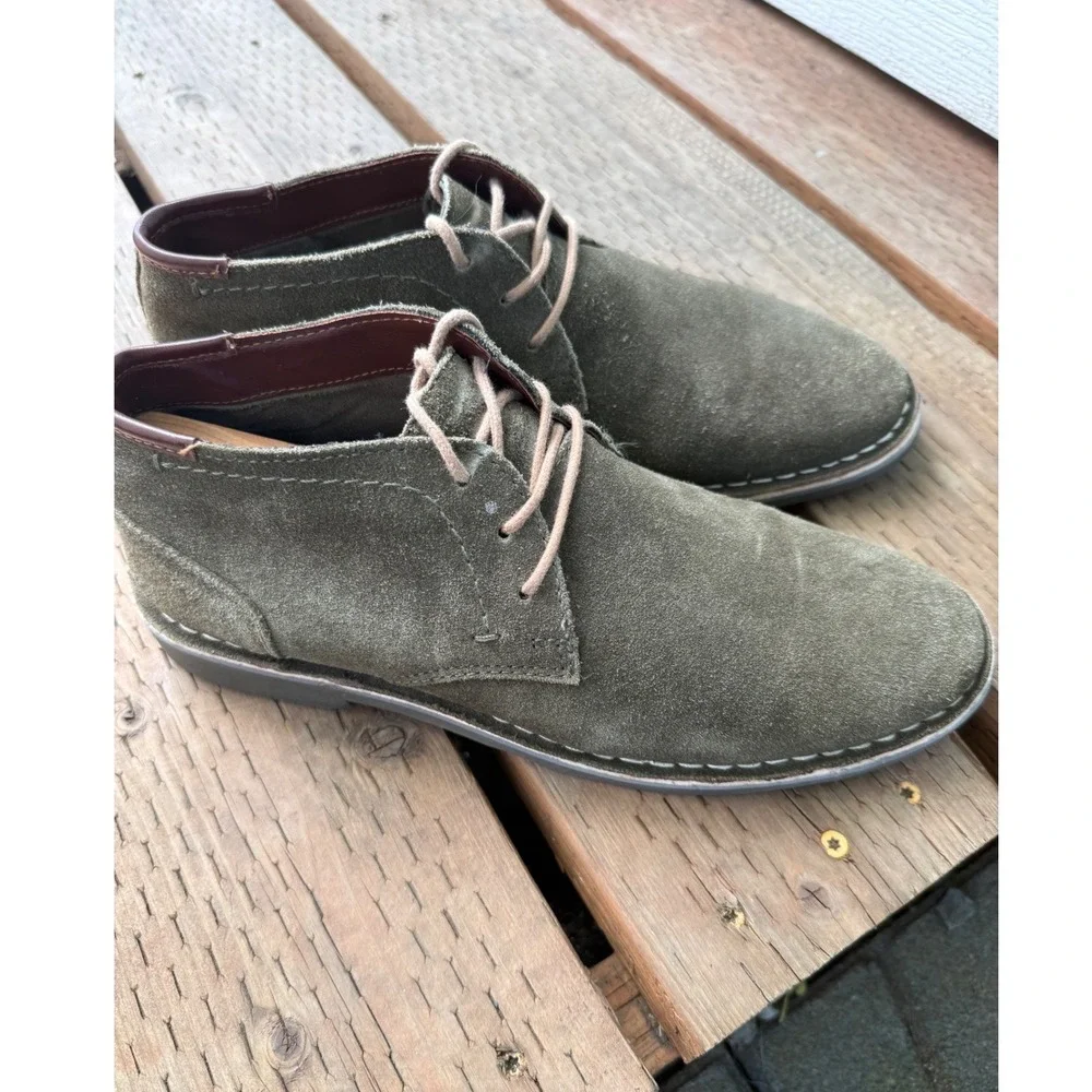 Kenneth Cole Reaction Chukka Boots Mens 9M Olive Green Suede Desert Sun